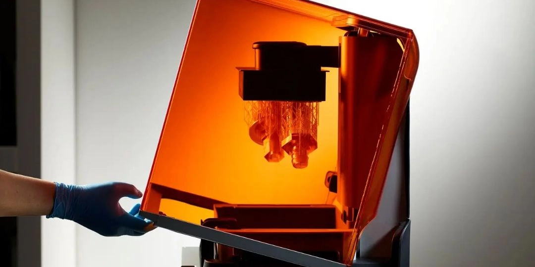 立體光固化 (SLA) 3D 列印技術全面指南